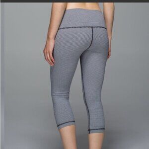 Lululemon Wunder Under Crop II
